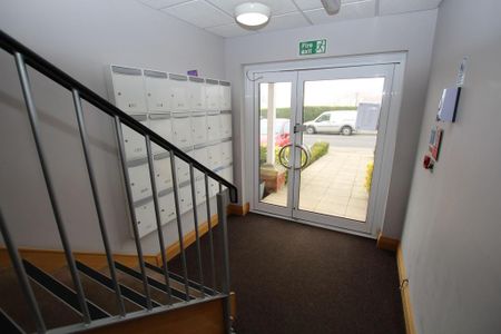 2 bedroom apartment to rent - Photo 2