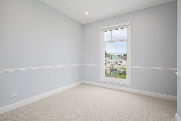 "Your Hamptons-Inspired Haven - Spacious Four Bedroom Family Home" - Photo 1