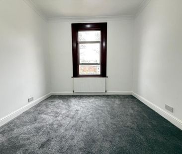 4 bedroom terraced house to rent - Photo 5