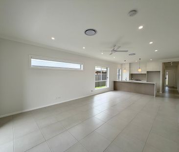 New Build Duplex with Private Street Access - Photo 2