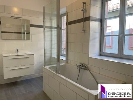 Location Appartement 4 pièces 93m² INGWILLER 67340 - Photo 2