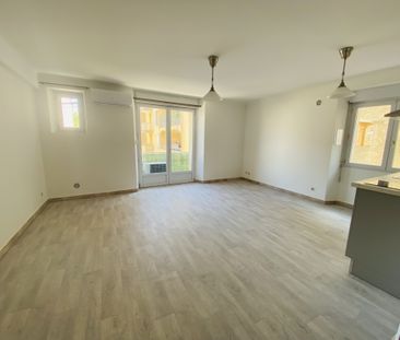 Location Appartement 2 pièces 37m² PUGET VILLE 83390 - Photo 2