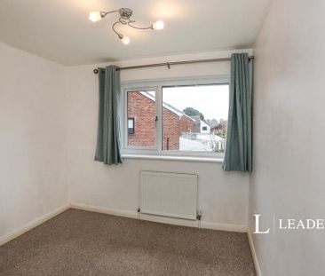 3 bedroom semi-detached house to rent - Photo 4