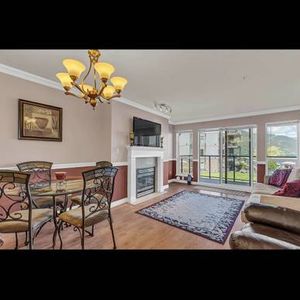 2 bedroom waterfront apartment Harrison Hotsprings - Photo 2