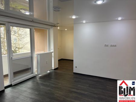 *Ruhig - 4 Zimmer - gute Ausstattung - Bad mit Fenster - top Kücheneinrichtung - Garage möglich* - Photo 2