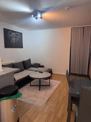 1 Bed Flat, High Road, E15 - Photo 1