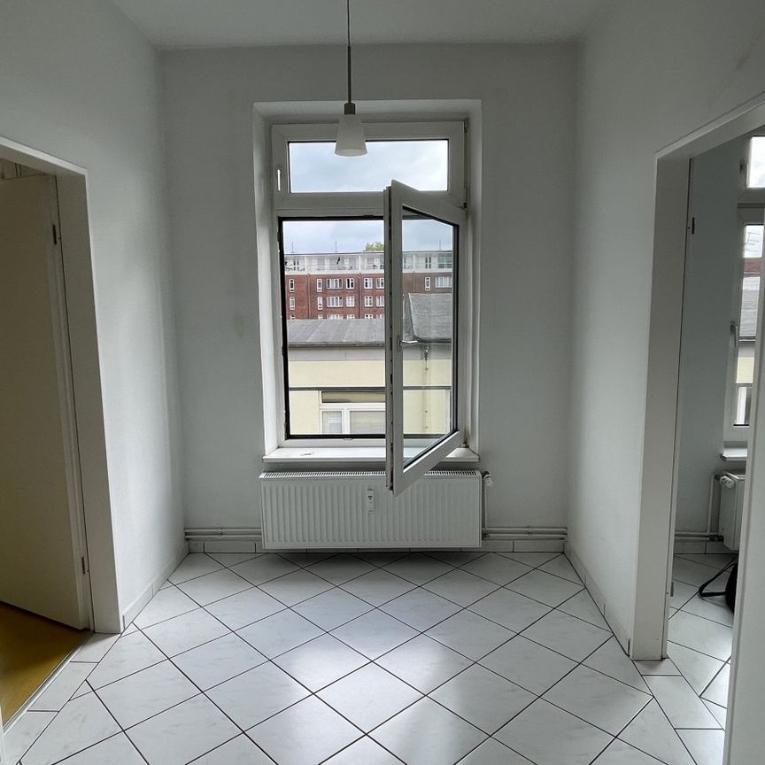 1 - Zimmer-Wohnung - befristet bis zum 31.08.2025 - in Hamburg-Rotherbaum (Reinfeldstr. 7) - Foto 1