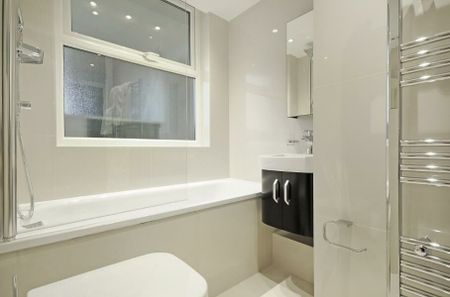 3 Bedroom Flat To Let - Photo 5