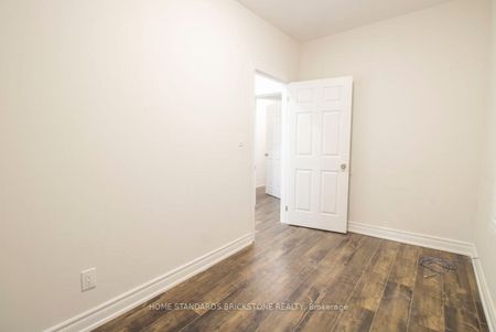 For Lease - 792 Pape Avenue Unit# Main, Toronto, Ontario - Photo 4