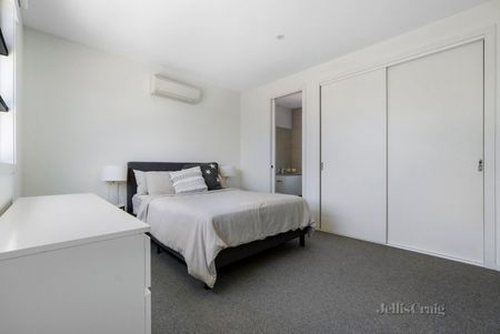 2/100 Station Street, Aspendale - Photo 3