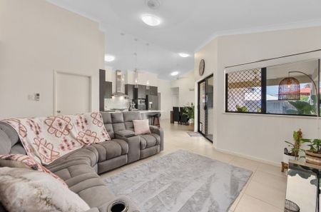 2 Goldfish Court, Burdell QLD 4818 - House For Rent | Domain - Photo 2