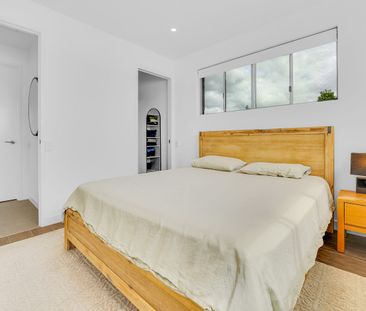 Contemporary Living in the Heart of Morningside - Photo 5