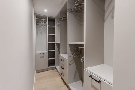 For Lease - 3029 Eva Drive, Burlington, Ontario - Photo 4