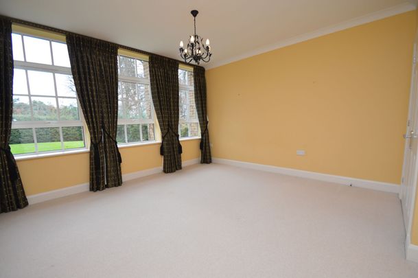 2 bedroom flat to rent, - Photo 1