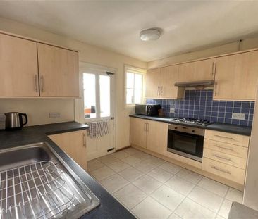 4 bedroom terraced house to rent - Photo 4