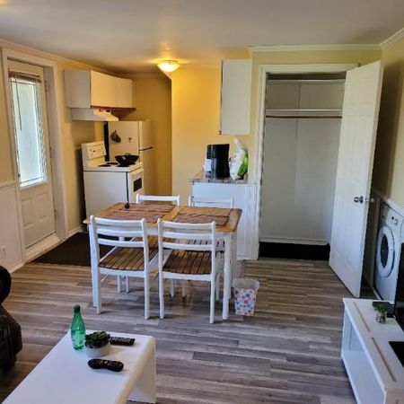 CHAMBRE À LOUER À SAINT-AGATHE-DES-MONTS,PRES DE TOUT LES SERVICES. - Photo 4