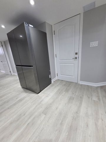 For Lease - 1 Juglans Crescent Unit# Bsmt, Whitchurch-Stouffville, Ontario - Photo 5