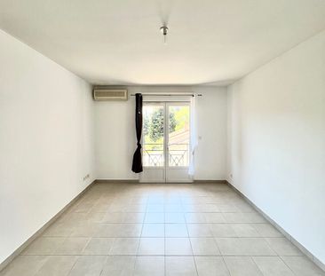 Location Appartement 2 pièces 38m² - Photo 2
