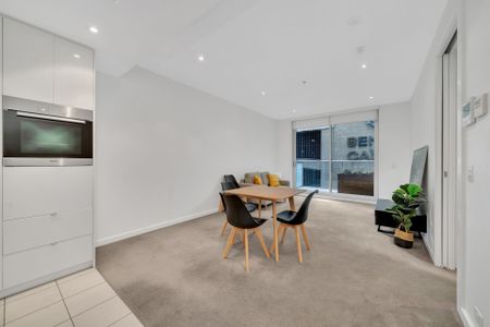 City Living at Its Best! - Photo 5