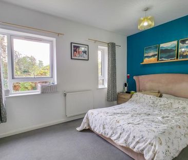 5 bedroom townhouse to rent - Photo 4