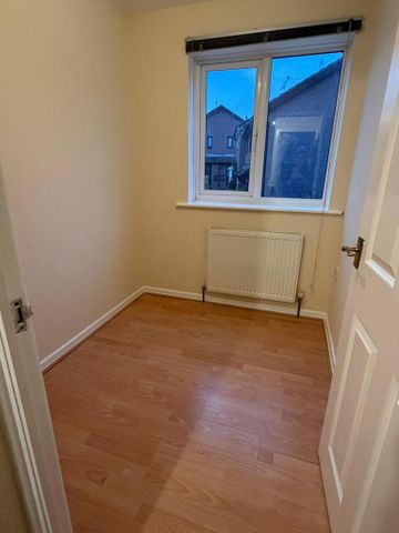 3 bedroom detached house to rent - Photo 4