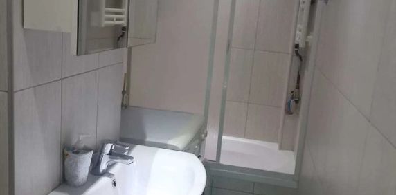 1 camera in zona Girocului - Photo 2