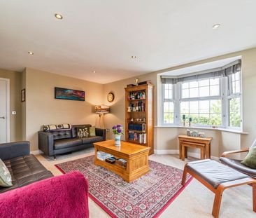 Caldicot Gardens, Grantham - Photo 1