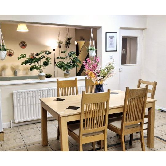 Room in 4-bedroom shared flat for rent, Ballymun, Dublin - Photo 1