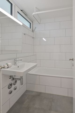 First rental after partial renovation - your new apartment in the heart of Basel - Foto 4