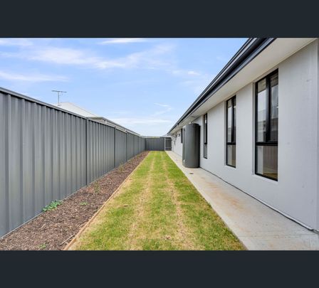 86 Hayfield Avenue, Blakeview, SA 5114 - Photo 1