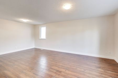 For Lease - 71 Mississauga Road, Mississauga, Ontario - Photo 2