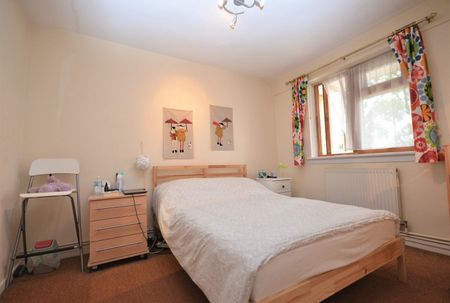 Leybridge Court, Lee, SE12 - Photo 2