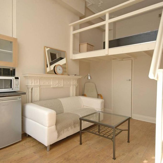 Studio to rent - Photo 1