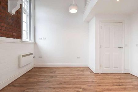 Crocketts Lane, Smethwick, West Midlands, B66 - Photo 2