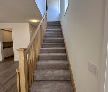 For Lease - 585 Colbourne Street Unit# 201, Brantford, Ontario - Photo 6