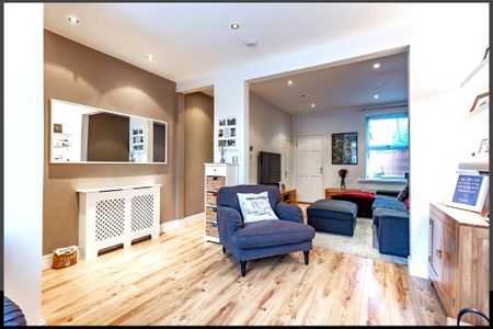 3 bedroom property to rent - Photo 2