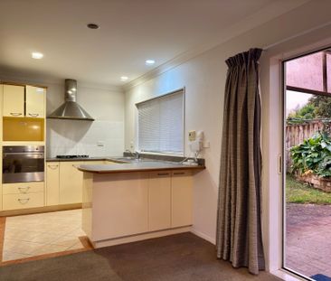 4-BEDROOM IN EAST TAMAKI - Photo 4