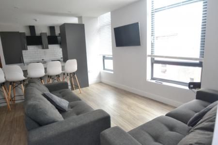 Standish Road, Fallowfield, Manchester, M14 - Photo 2