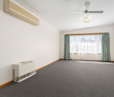 13 MULQUEENEY STREET, Wodonga VIC 3690 - House For Rent | Domain - Photo 5