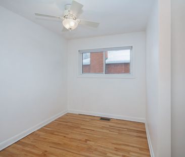 For Lease - 2366 Cheshire Road, Parkway Park - Queensway Terrace S ... - Photo 5