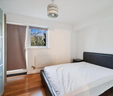 2 bedroom maisonette to rent - Photo 4