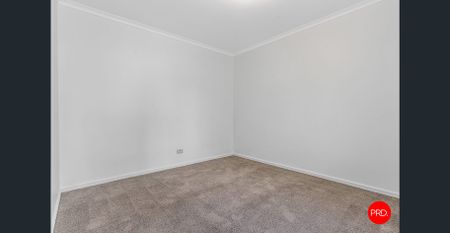 Modern, Low-Maintenance Living in a Prime Kennington Location - Photo 5