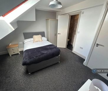 1 bedroom in a house share to rent - Photo 6