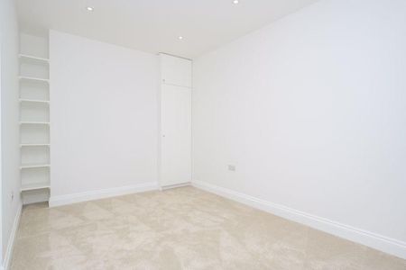 2 bedroom ground floor flat to rent - Photo 3