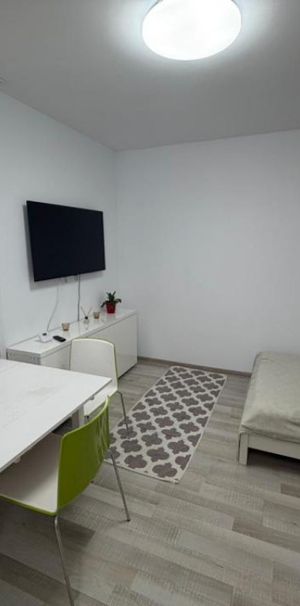 Garsoniera in Primaverii langa Jean Monnet - Fotografie 2