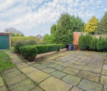 2 bedroom semi-detached bungalow to rent - Photo 4