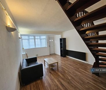 2 bedroom terraced house to rent - Photo 2