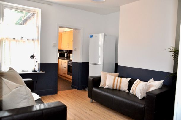 4 bedroom house share to rent - Photo 1