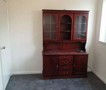 4 bedroom flat to rent - Photo 1