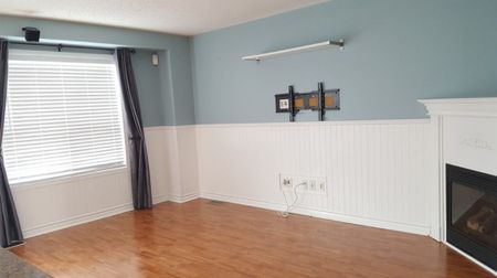 Four bedroom detached home for rent in Bowmanville - Photo 2